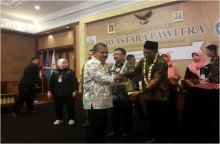 Kawastara Pawitra dari Menteri Pendidikan Nasional di Solo, Jawa Tengah 2016